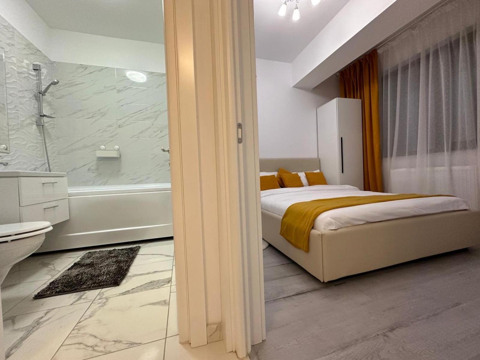 Nice Home For Your Family Iasi Bagian luar foto