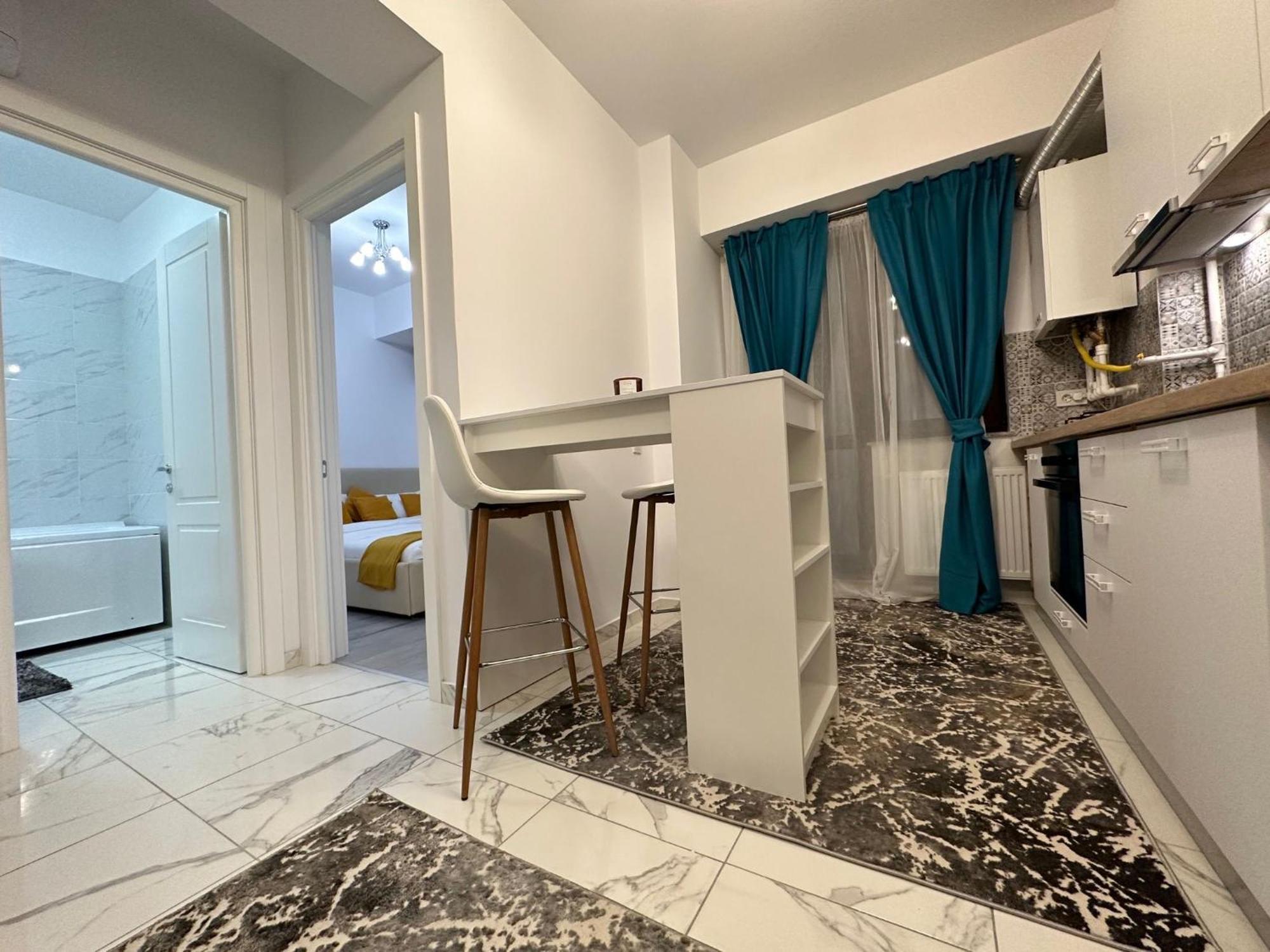 Nice Home For Your Family Iasi Bagian luar foto